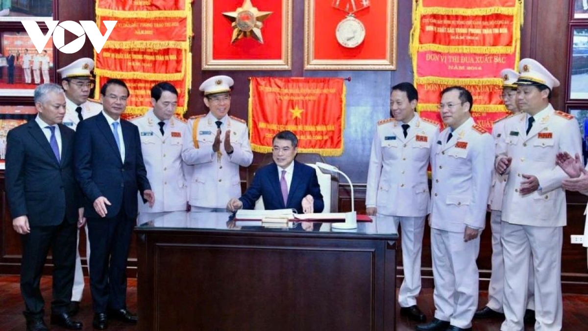 PM calls for proactive crime prevention, no surprise in crime fight